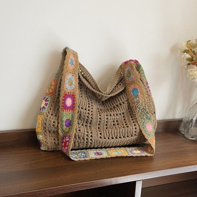 Harbora Floral Hang Bag