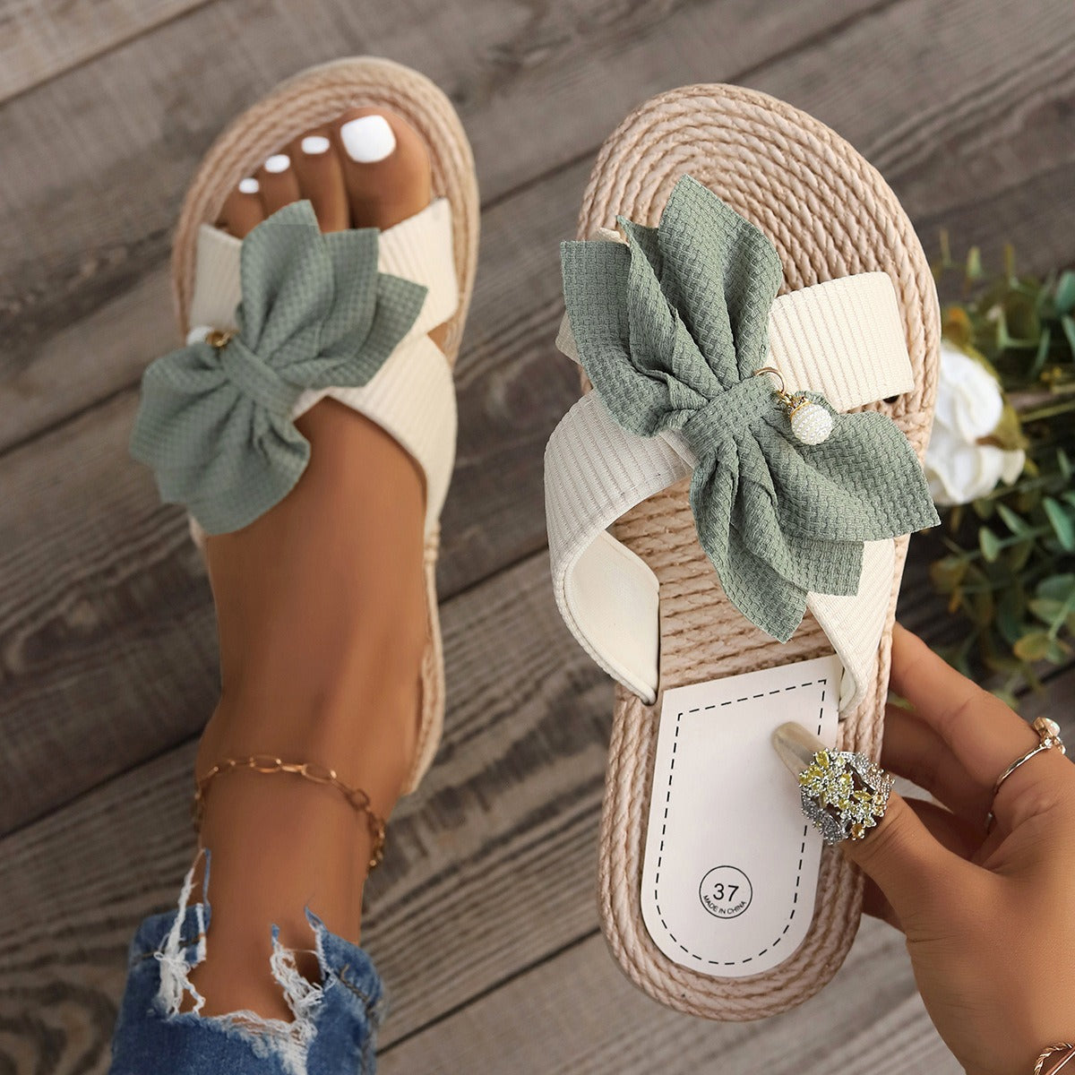 Harbora Bow Sandals
