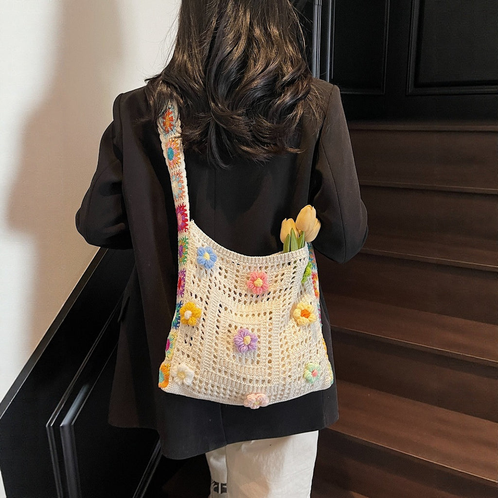Harbora Floral Hang Bag
